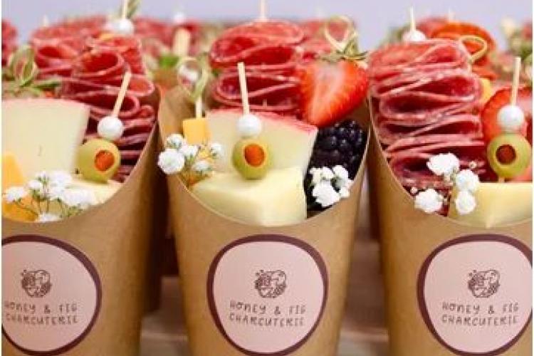 honey and fig presentation